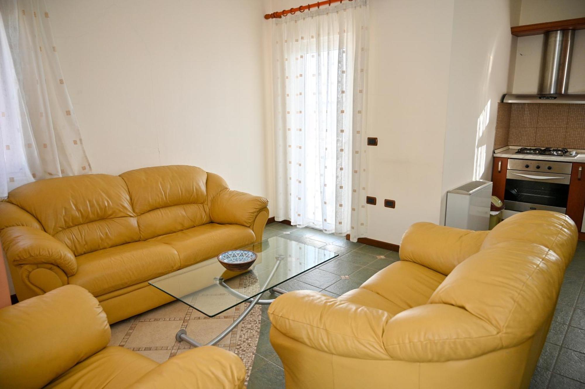 Hotel Vila Emes ドゥラス エクステリア 写真