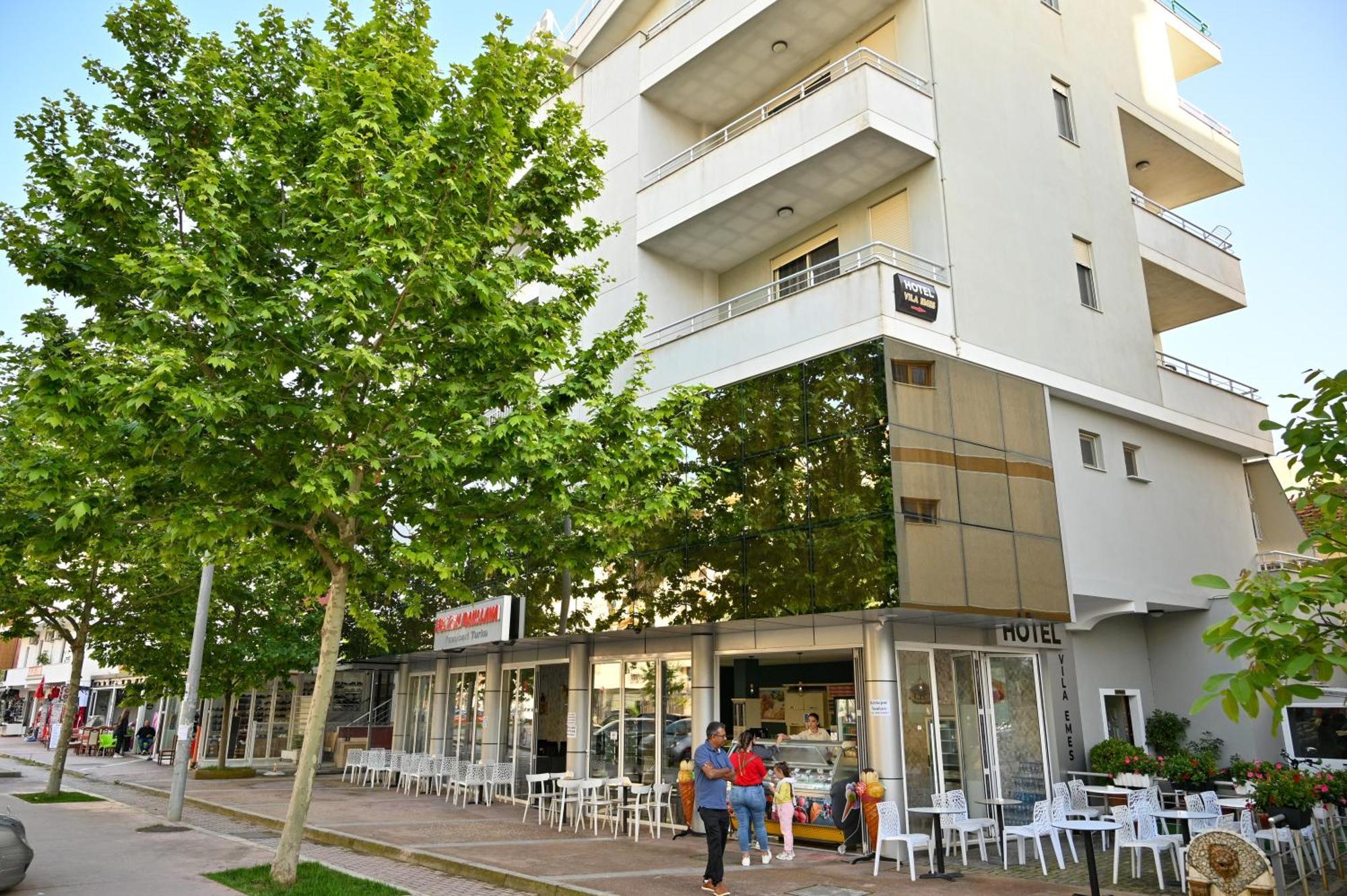 Hotel Vila Emes ドゥラス エクステリア 写真